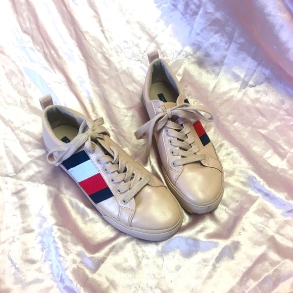 TOMMY HILFIGER - Picture 3 of 6